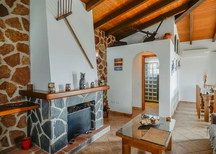 Antonio By Ruralidays